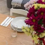 Nina's House - Monti Residences Apartamento