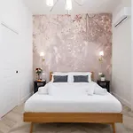Nina's House - Monti Residences Apartamento