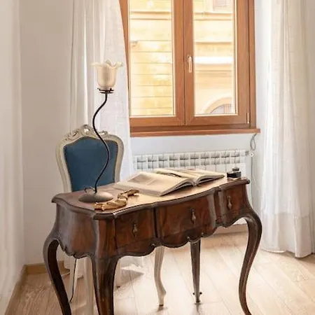 Nina's House - Luxury Residences Apartment Rome