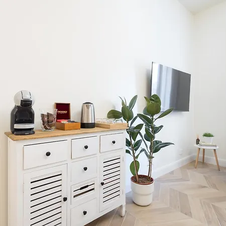 Nina's House - Monti Residences 公寓 *