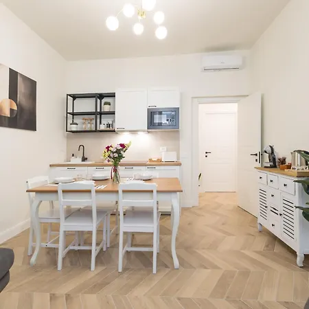 Nina's House - Monti Residences * Rzym