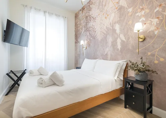 Nina's House - Monti Residences 公寓