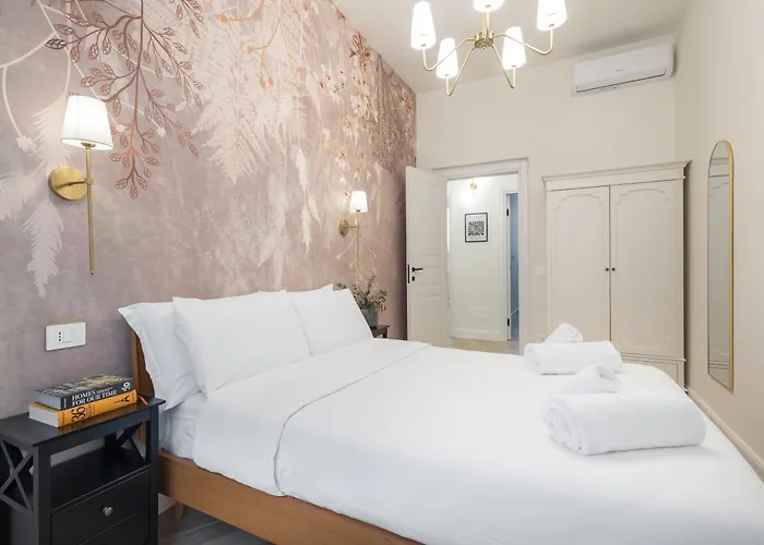 Nina's House - Monti Residences 公寓 *
